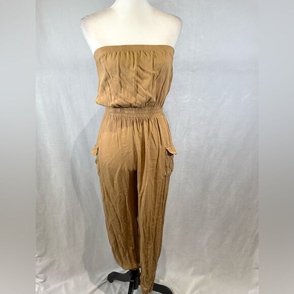 Jolie & Joy caramel tan strapless cargo jogger jumpsuit size medium - Picture 1 of 7